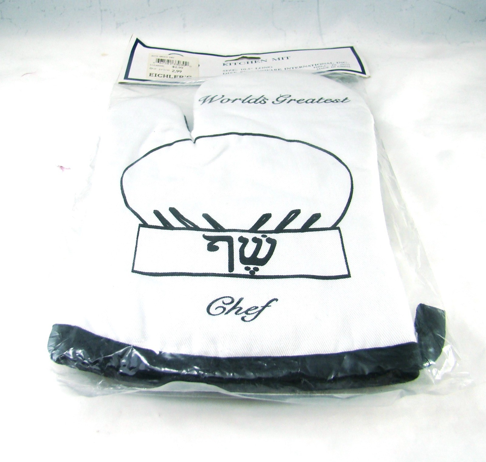 Giftware International WORLD GREATEST CHEF Black & White Oven Mitt NEW IN PKG