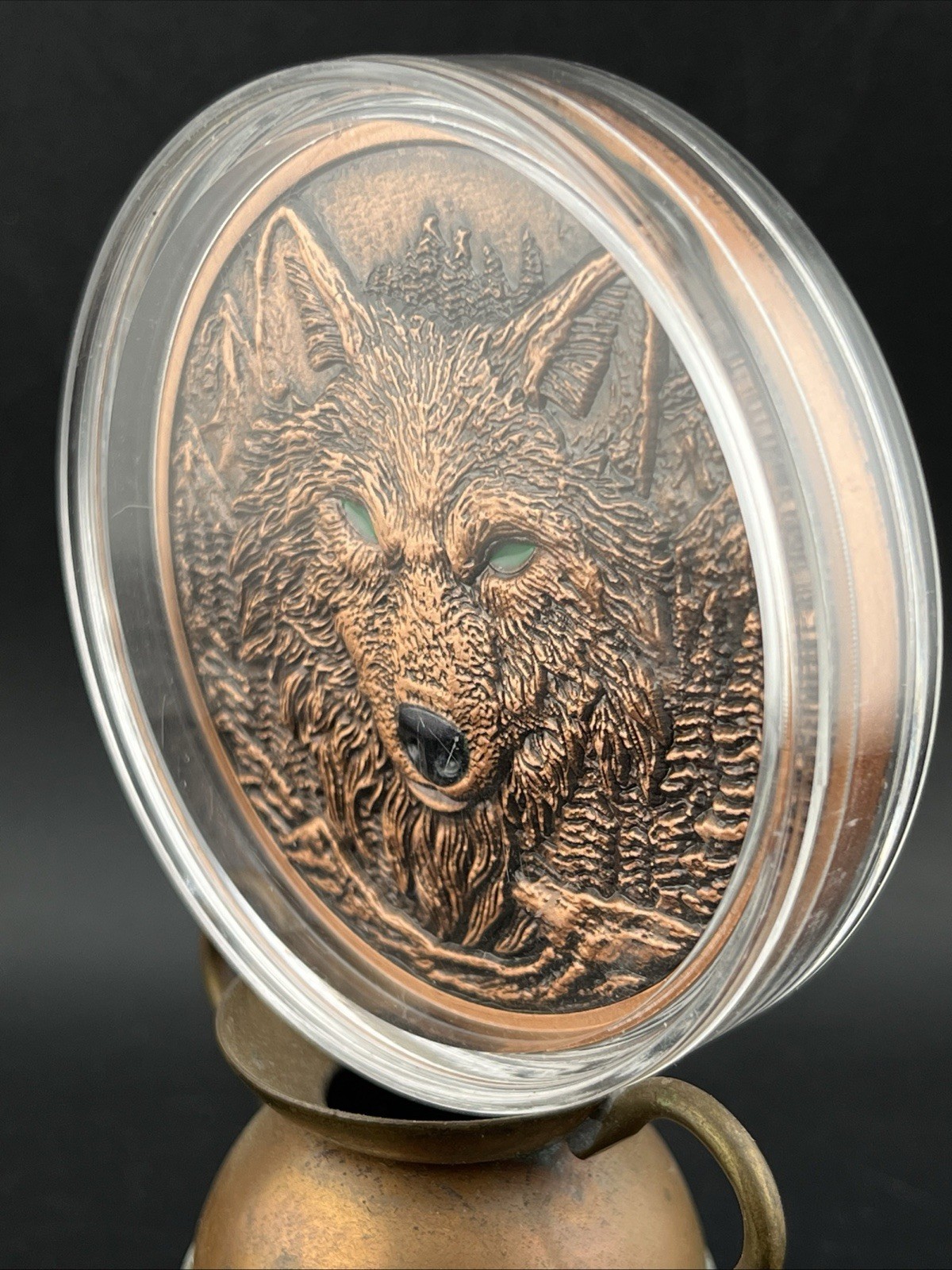 5 oz Copper Dark Wolf Round in Capsule Glowing Eyes High Relief small 5k Mintage