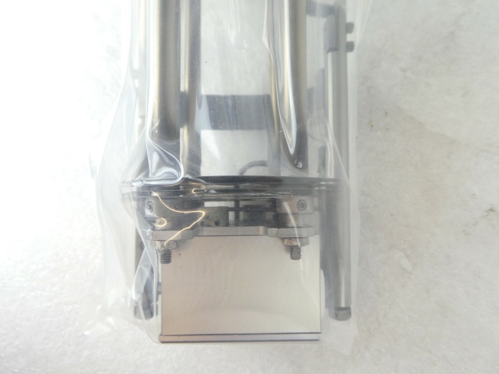 Varian Ion Implant Systems E11028590 Bernas Source Mid-Current OEM Refurbished