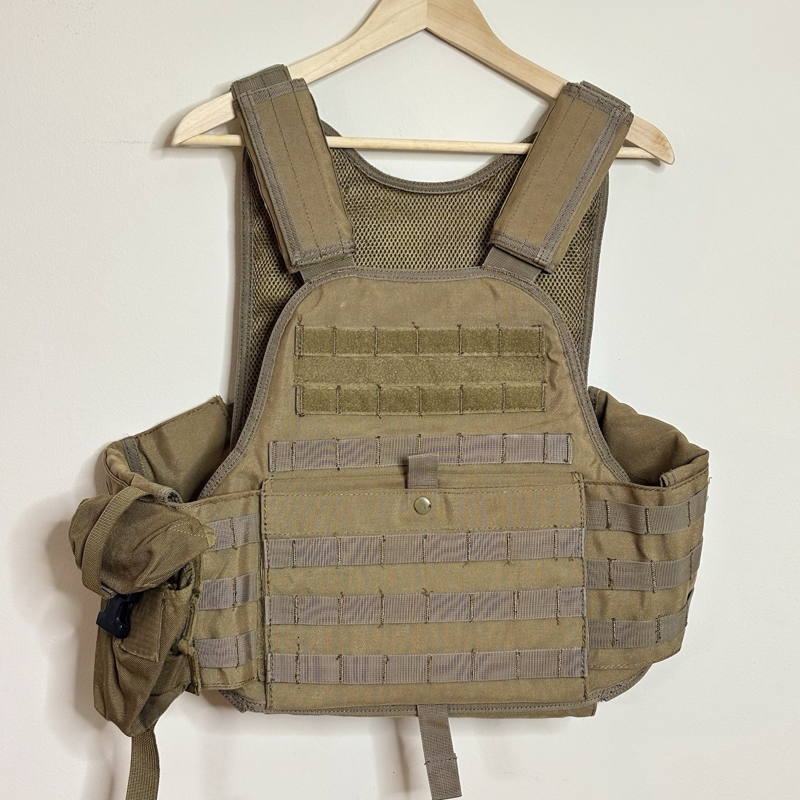 Tactical Vest Carrier Plate Adjustable MOLLE Hunting Airsoft Coyote Tan