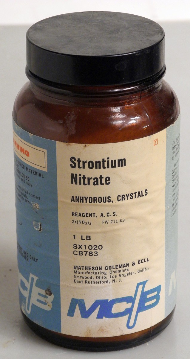 Strontium Nitrate Anhydrous Crystals 1 lb Reagent ACS Grade Matheson Colman Bell