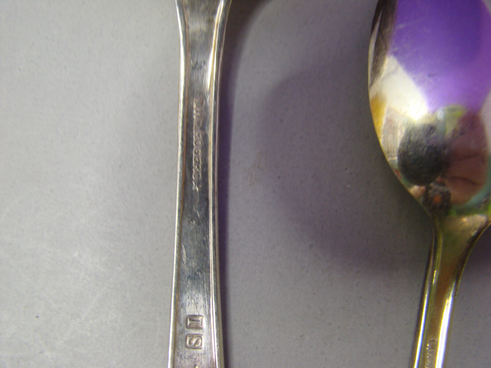 Lot of 7 wm rogers silverplate flatware spoons 5 x 6", 1 x 7.25", 1 x 8.5"
