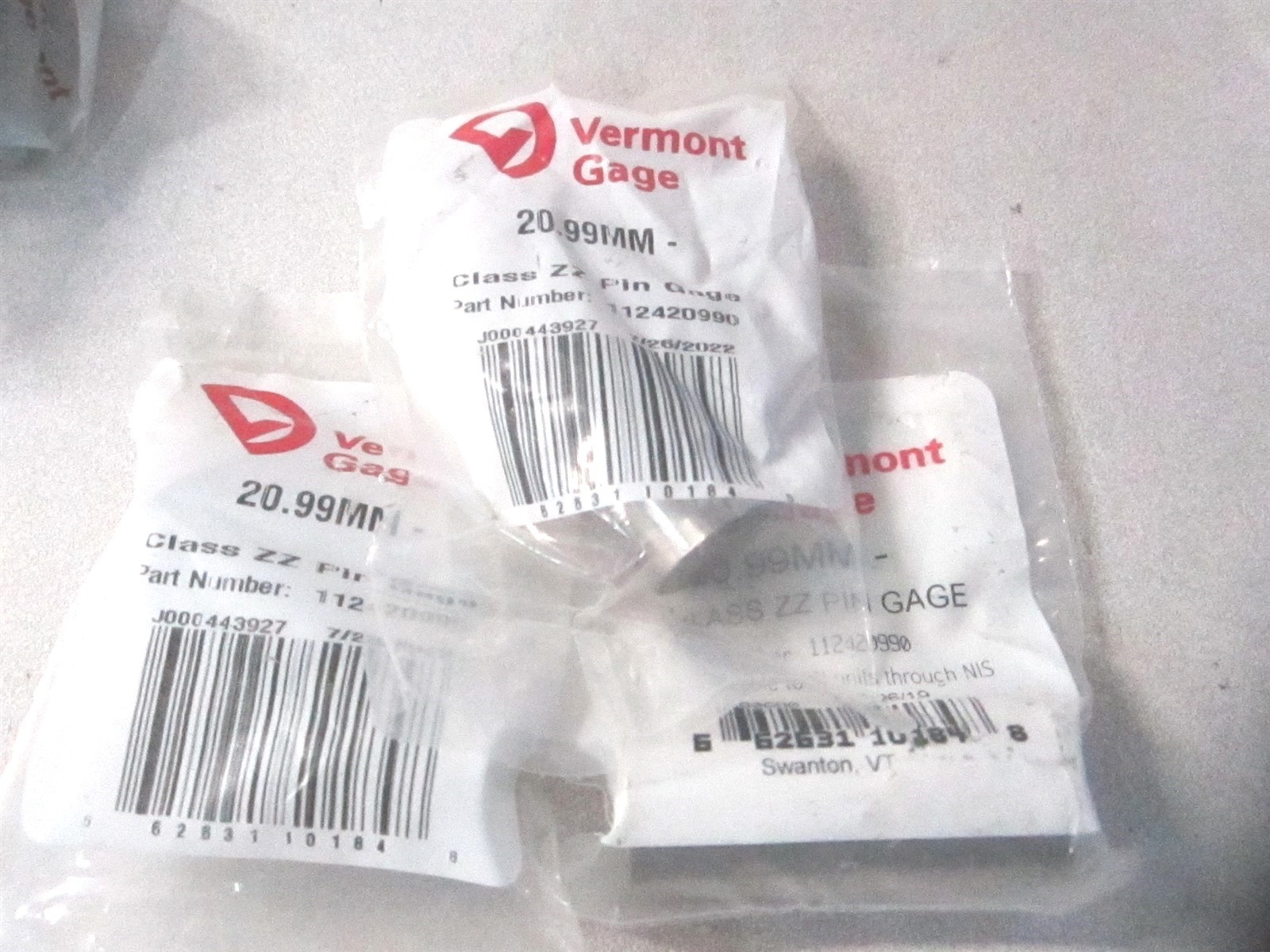 Vermont Gage (112420990) 20.99mm x 2" OAL Class ZZ Minus Plug & Pin Gage - Qty 3