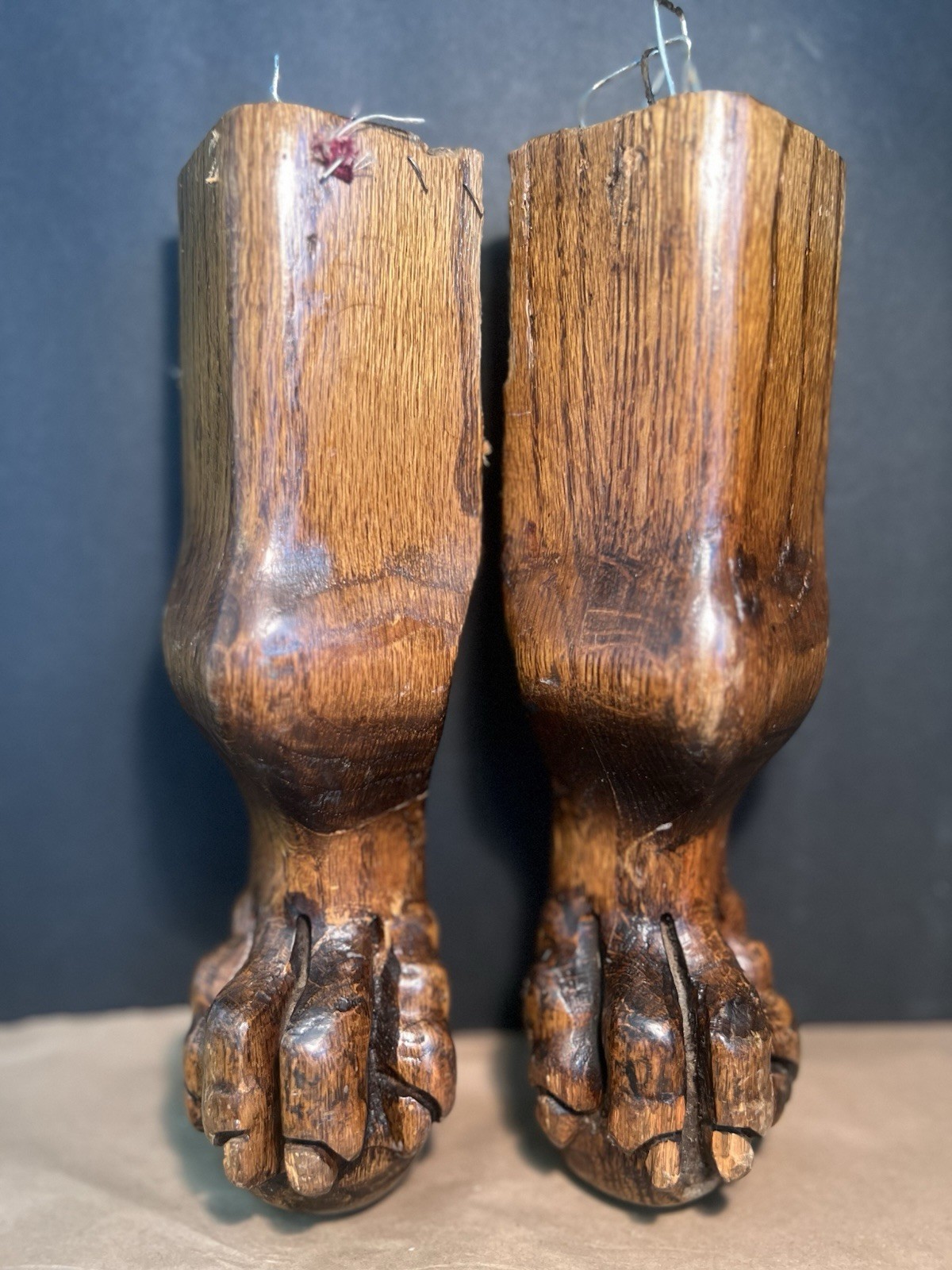 RARE 2 SOLID WOOD ANTIQUE LION PAW CHAIR LEGS French Baroque Victorian Style