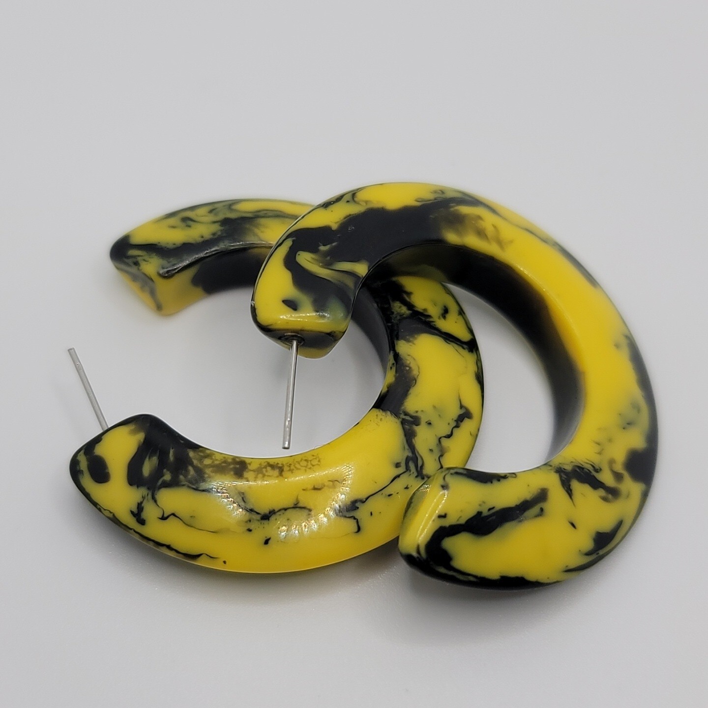 Retro Opaque Yellow Black Swirl Acrylic Hoop Pierced Earrings