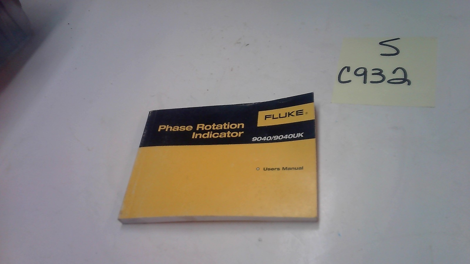 FLUKE 9040/9040UK PHASE ROTATION INDICATOR USERS MANUAL