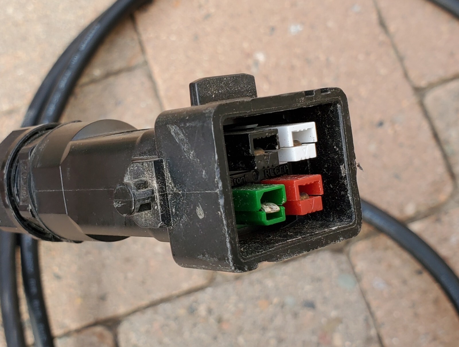Sunpower Cable SBT-ECMF-10 501625 extension cable with male connectors