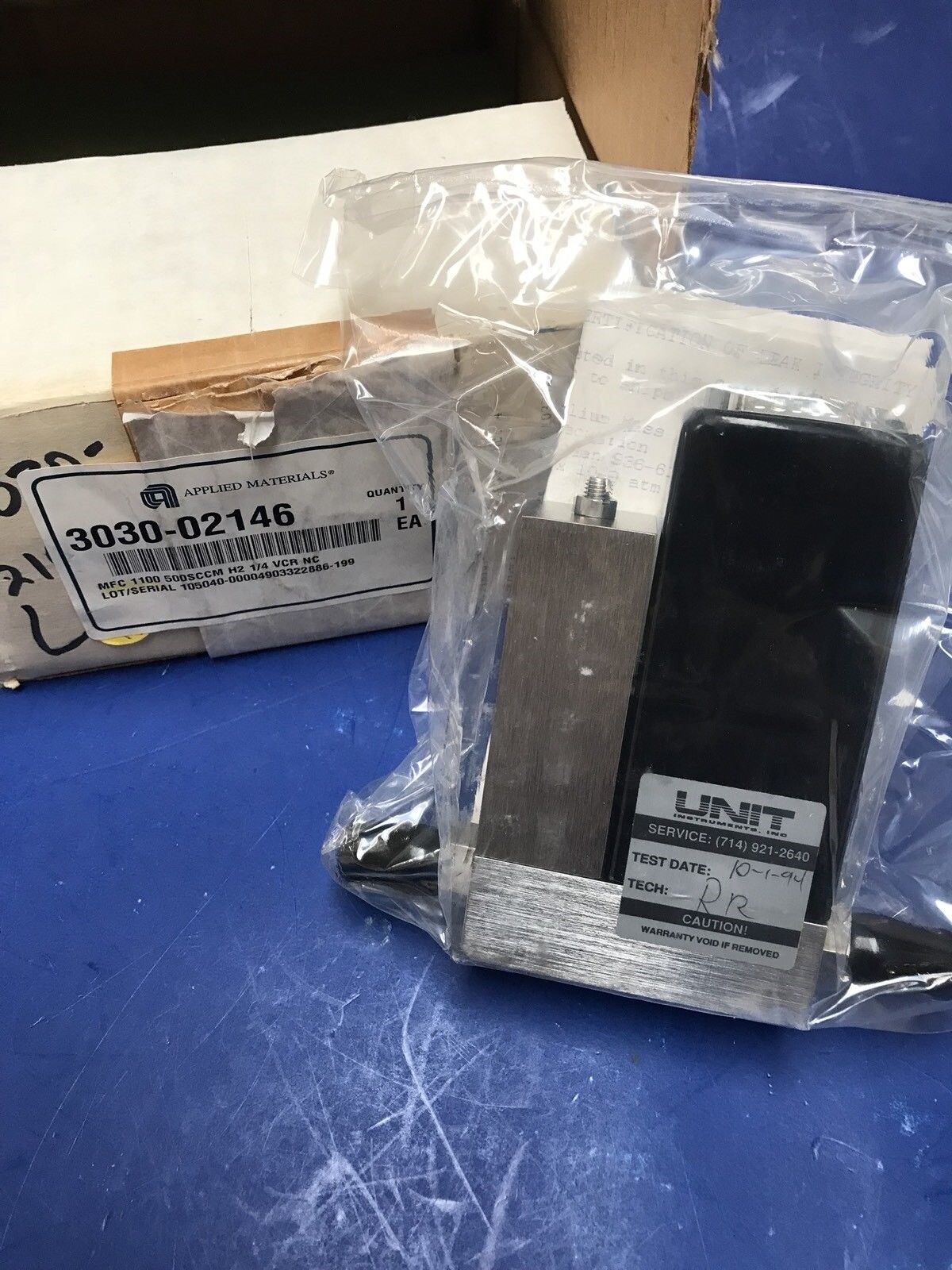 Unit UFC-1100 Mass Flow Controller H2, 500 SCCM, 15 Pin D-Connector, Reburbished