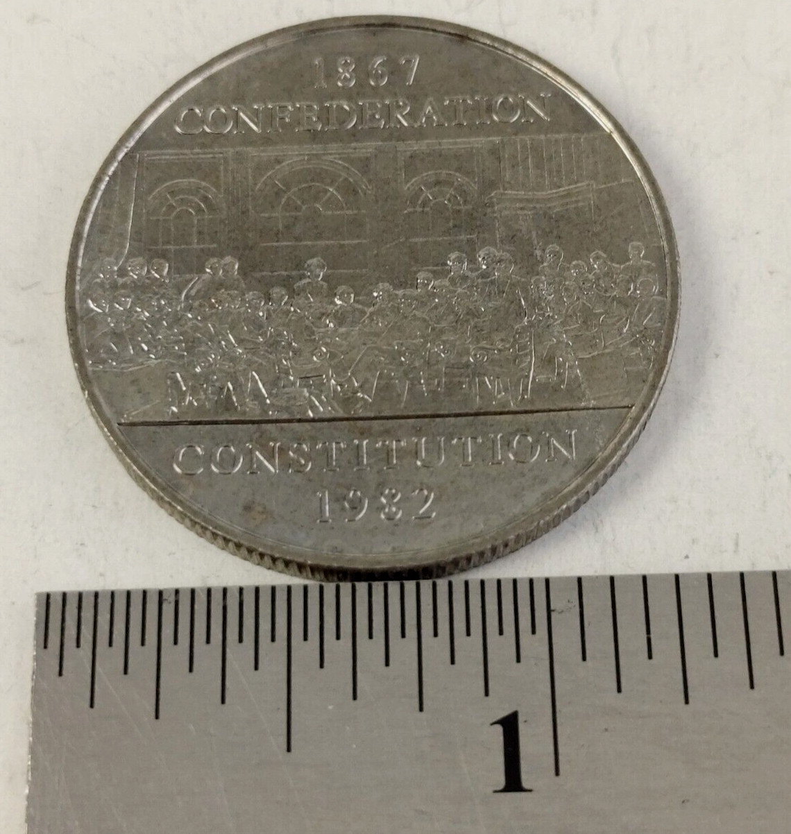 Canada Dollar Coin 1982 Confederation Constitution Queen Elizabeth II #21166
