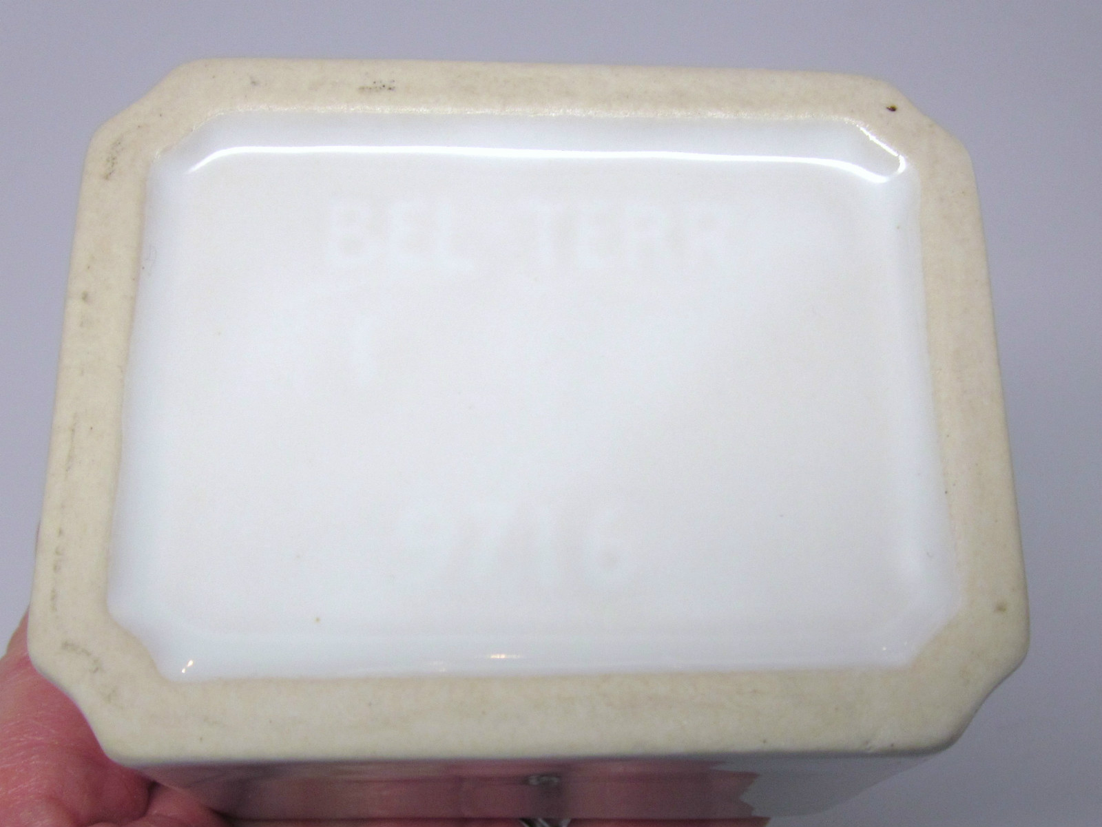 Bel Terr White Sugar Packet Holder #9716