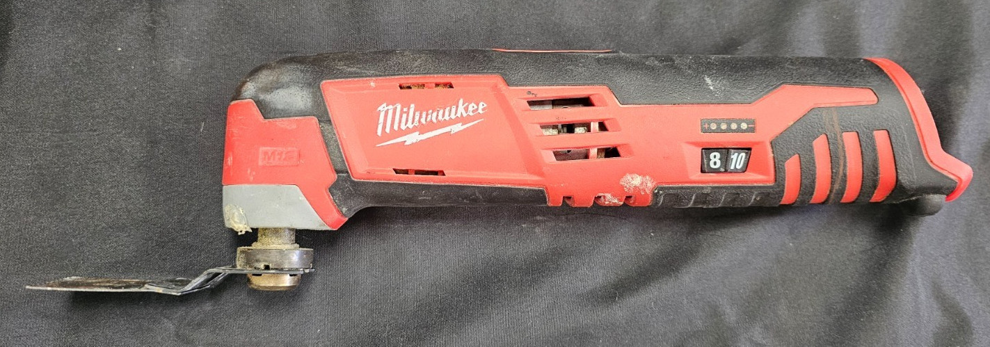 Milwaukee 2426-20 M12 Multi-Tool - TOOL ONLY