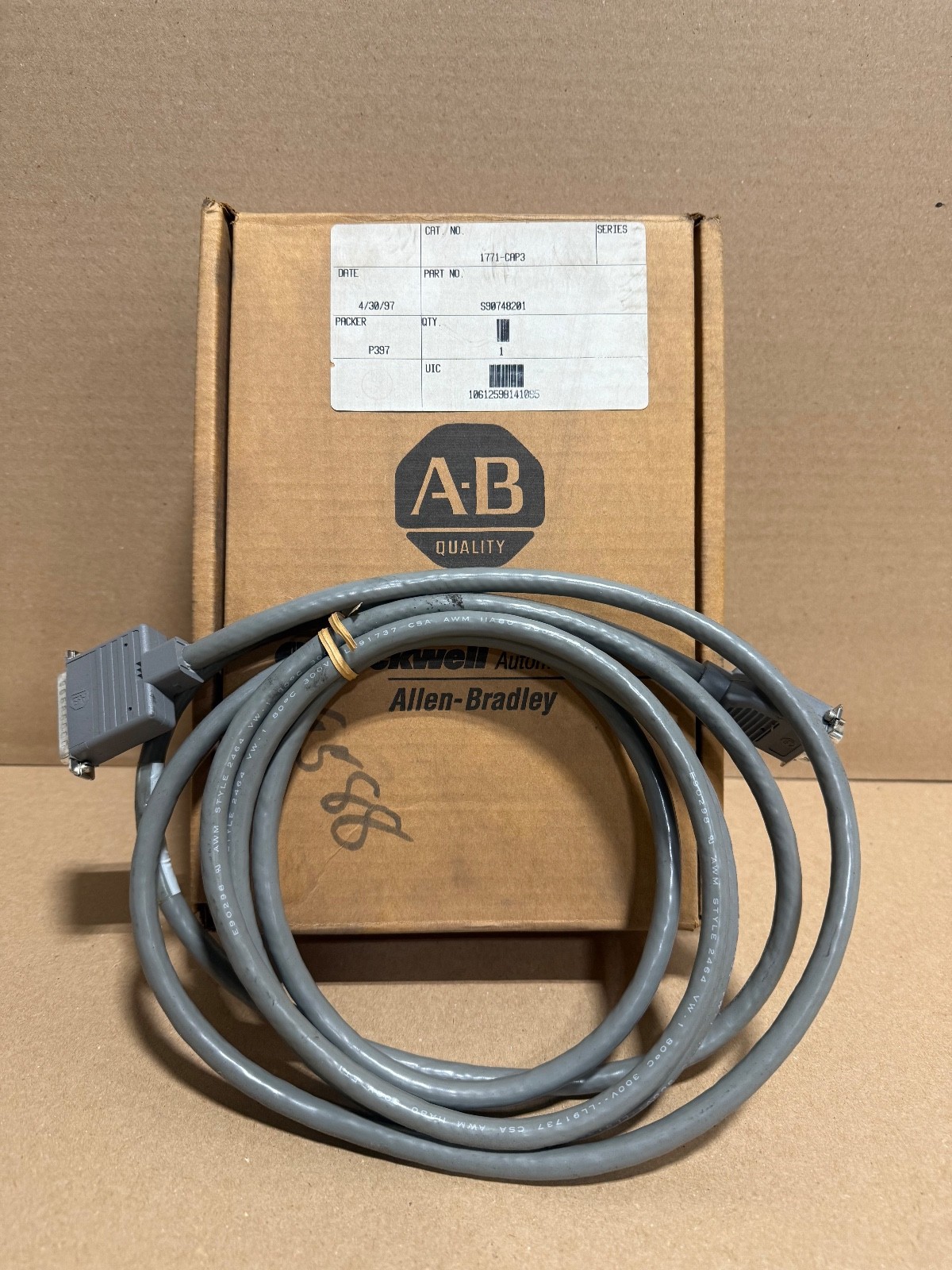 ALLEN BRADLEY 1771-CAP3 FEEDBACK CABLE E-STOP I/O 3.05 METERS 10 FEET