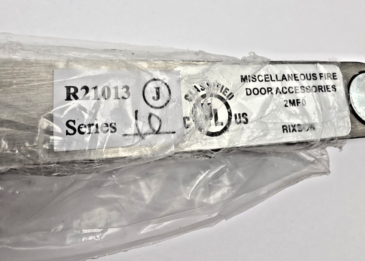 R21013 Series 10, Rixson Concealed Checkmate Stop & Holder
