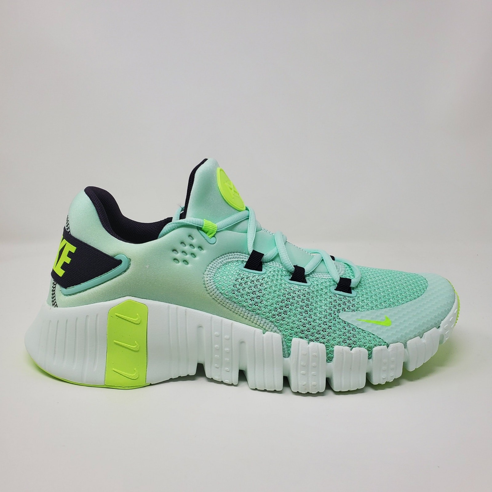 Nike Free Metcon 4 Mint Foam Men's Size 11.5 Barely Green CT3886-300