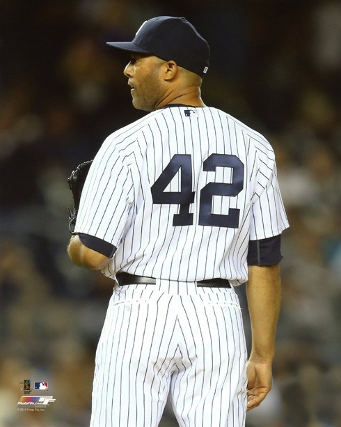 New York Yankees MARIANO RIVERA Glossy 8x10 Photo Baseball Print Poster