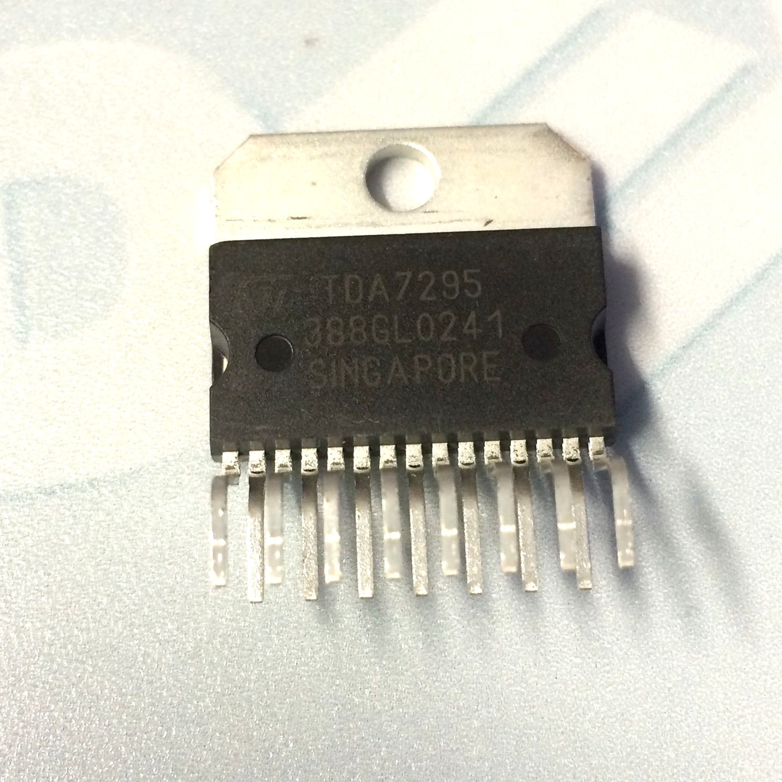 TDA7295 80V-80W DMOS AUDIO AMPLIFIER WITH MUTE/ST-BY LOT OF 5