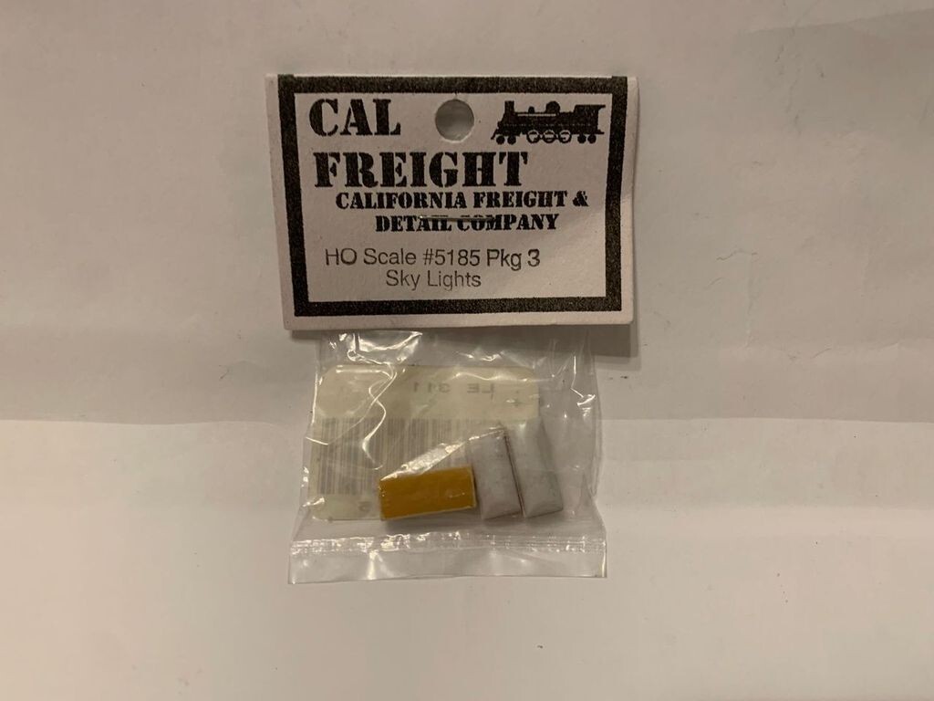 California Freight and Detail Company HO Kit #5185 Sky Lights (Pkg. of 3)