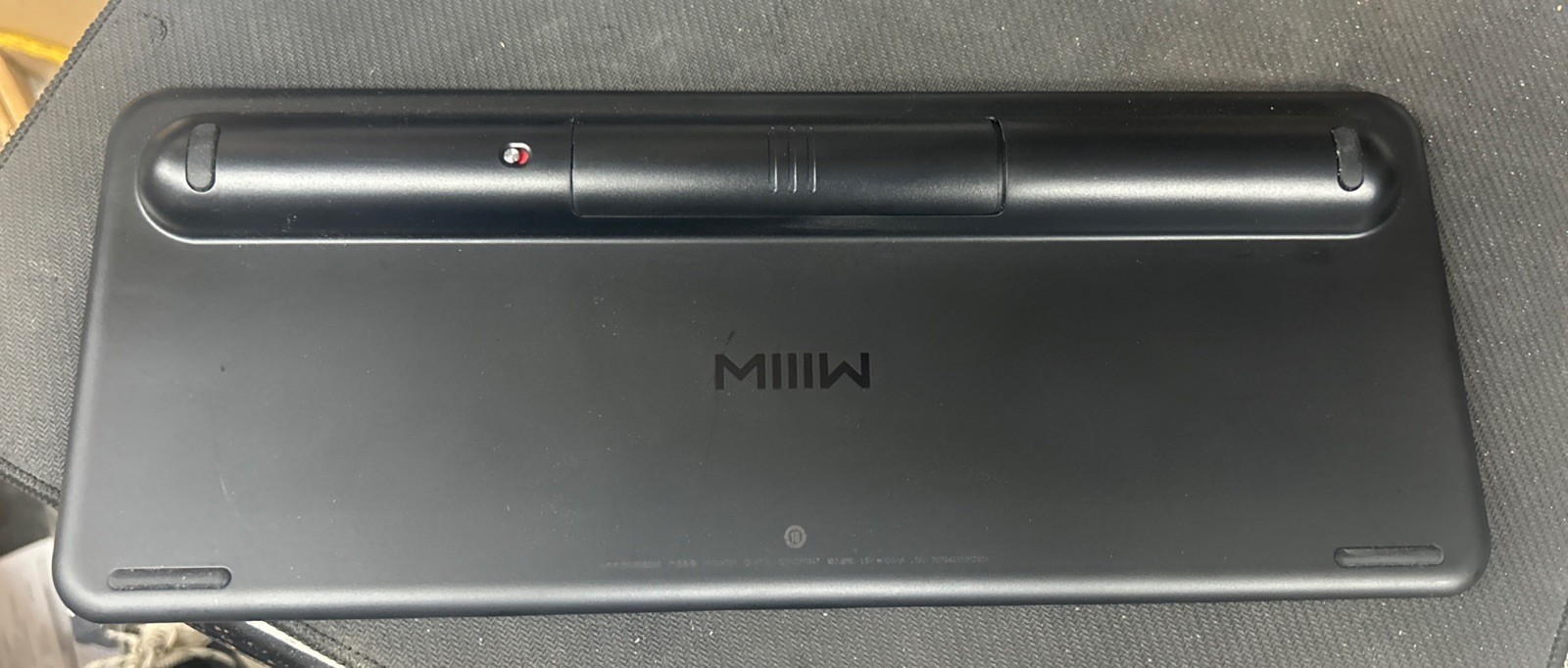 MWXKT0 Dual-Mode Wireless Bluetooth Keyboard Air 85