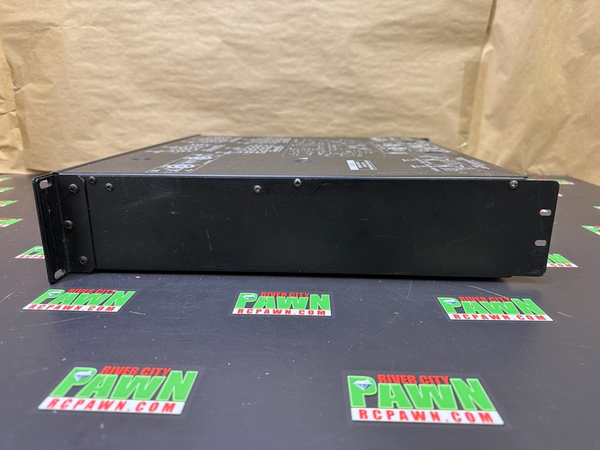 PEAVEY CS800S rack gear power amplifier (R7A016052)