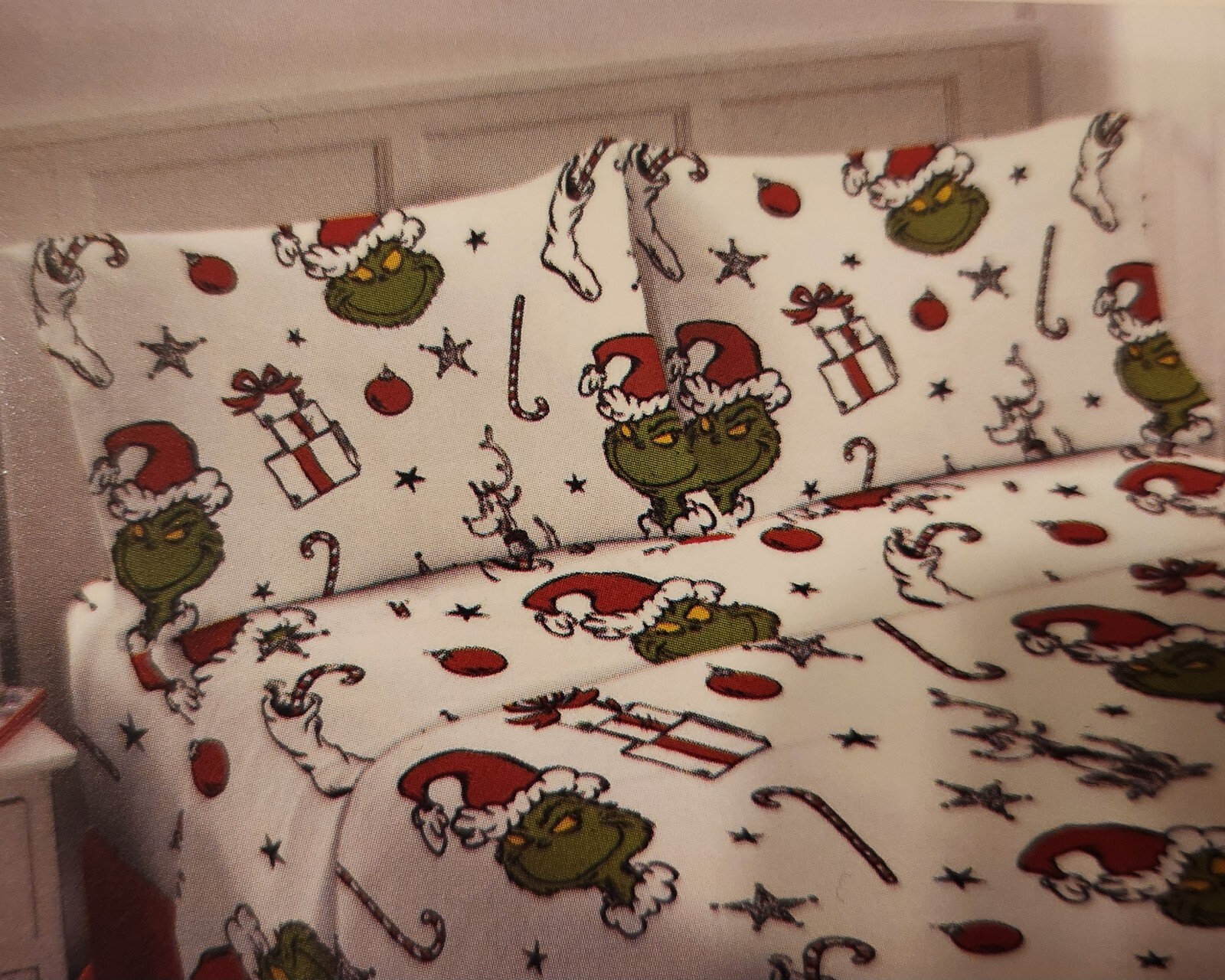 NWT DR. SEUSS THE GRINCH CHRISTMAS FULL/DOUBLE SIZE FLANNEL 4 PIECE SHEET SET