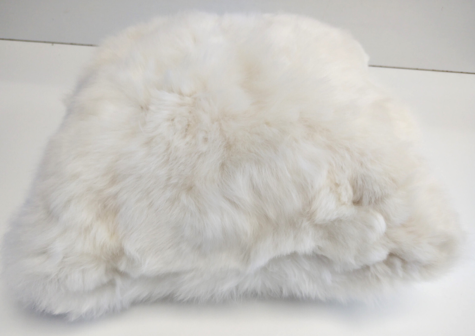PERUVIAN INCA COVER, WHITE ALPACA BABY CUSHION COVER. 16X16IN
