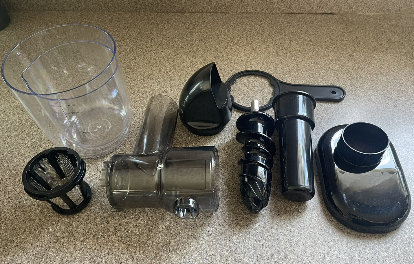 Jocuu ZM1503 Slow Juicer - New Open Box