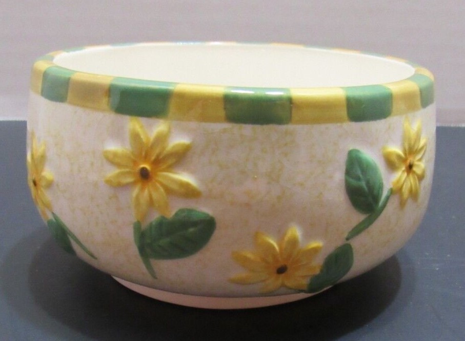 Vintage Ganz Yellow Daisy Trinket Dish