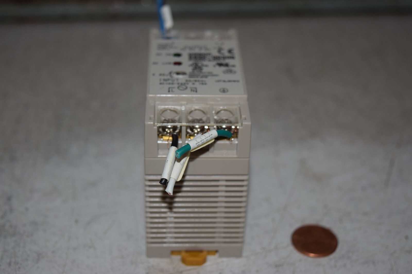 Omron S82K-00305 Power Supply