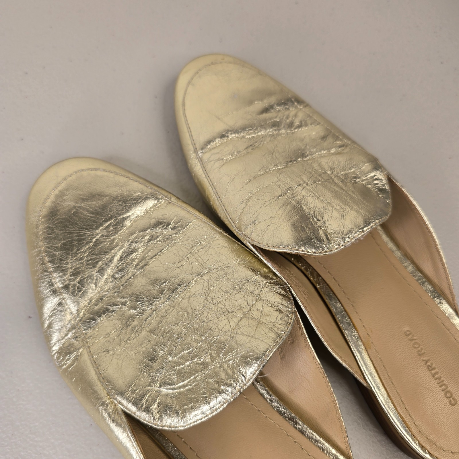 Country Road Mule Size 40 Gold Leather Slip On Loafer Flats Casual Women