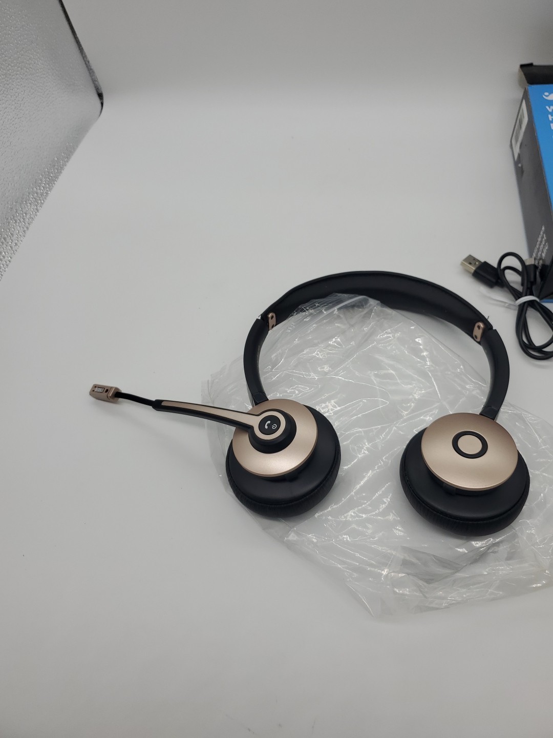 Earbay Wireless Headset Bluetooth with Microphone Noise Cancelling BT782