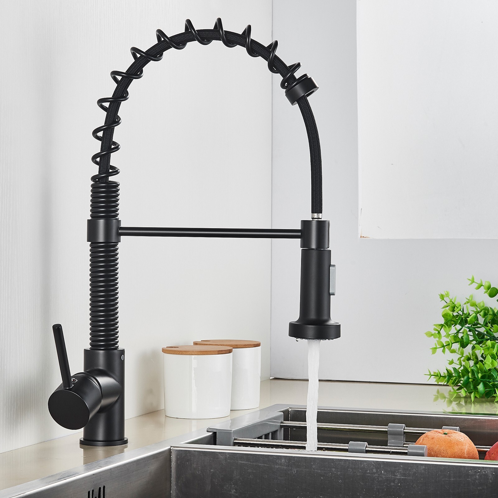 Matte Black Pull Down Kitchen Faucet with Sprayer Single Handle Sink Mixer Taps
