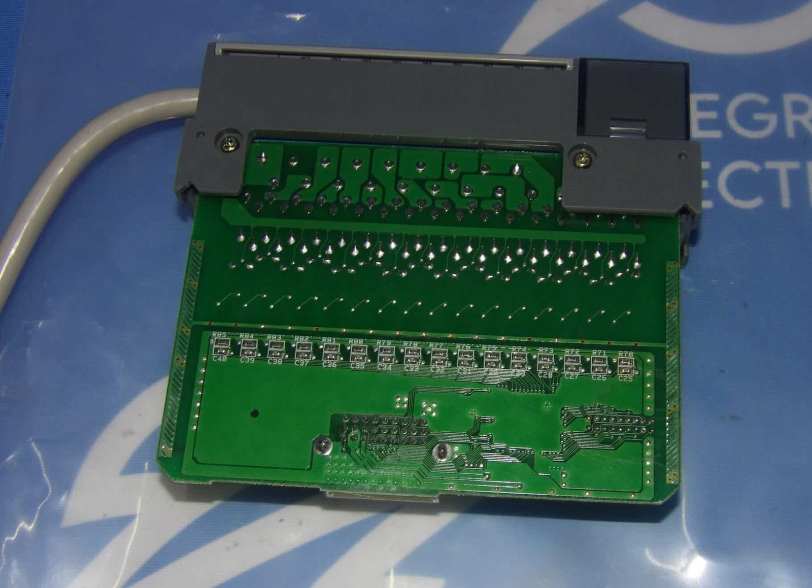 Allen Bradley SLC500 1746-IV16 Series C Input Module w/ 1492-IFM20FN And Cabl...