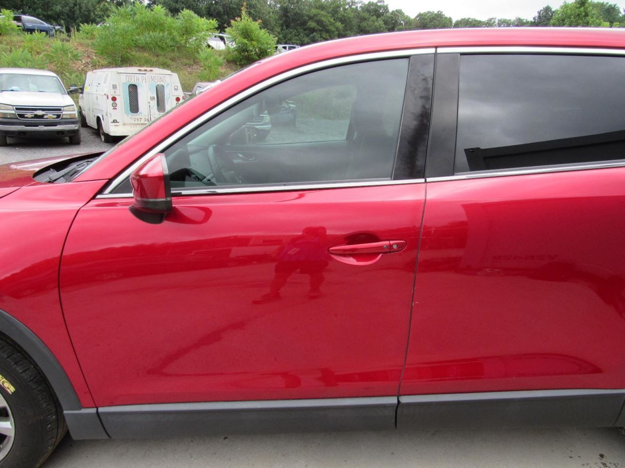 CX-9 2019 Glove Box 1062482
