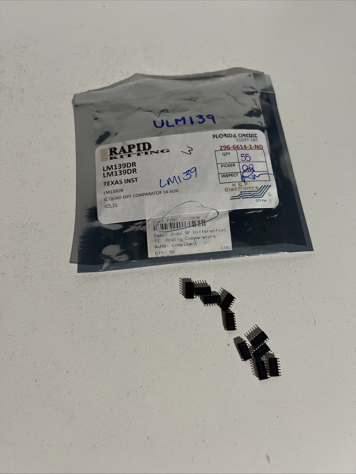 10pcs LM139DR Comparator General Purpose Open-Collector 14 Soic