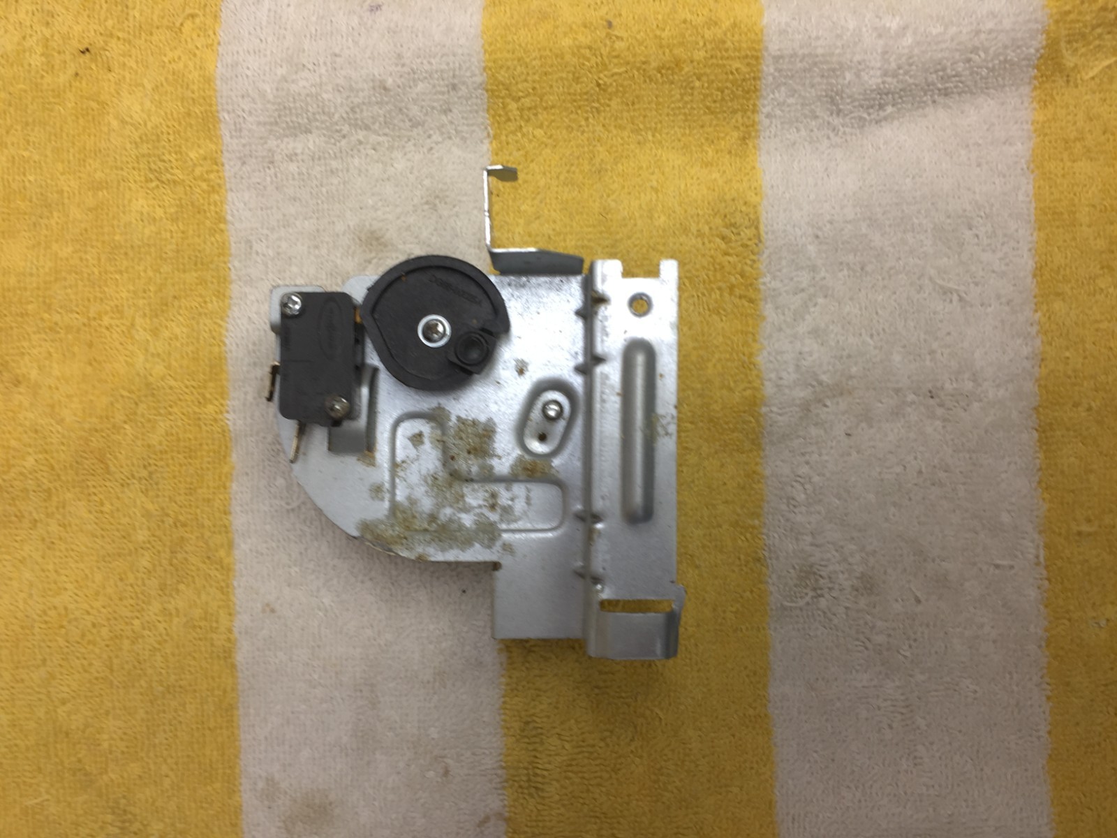 Samsung Range Oven Door Lock Latch DG94-00761C DG31-00025B DG94-00761A