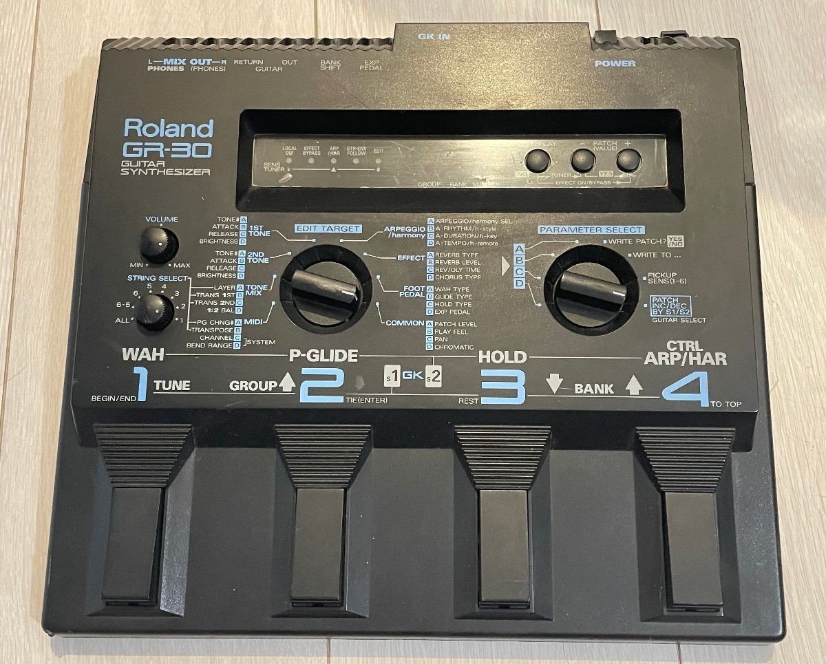 Roland Boss GR-30 gr30 gr GK Guitar Synthesizer from japan used
