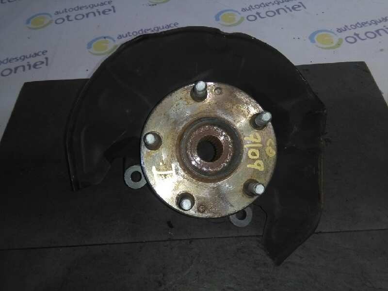 FRONT LEFT ANKLE / ABS / 628690 FOR TOYOTA COROLLA VERSO R1 2.0 D-4D SO