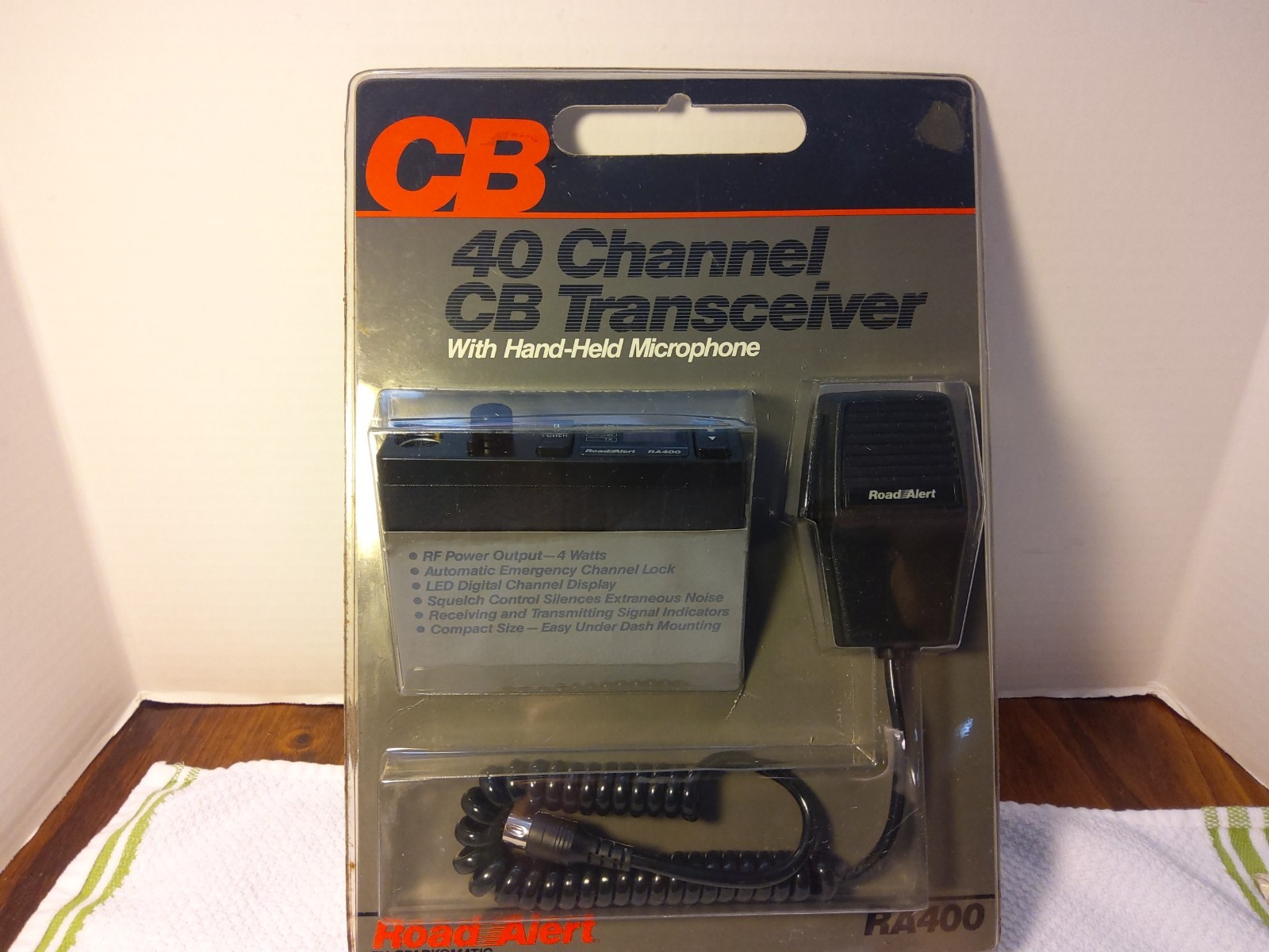 Vintage Sparkomatic RA400  CB Radio 40 Channel, NIB NOS, Road Alert, Sealed