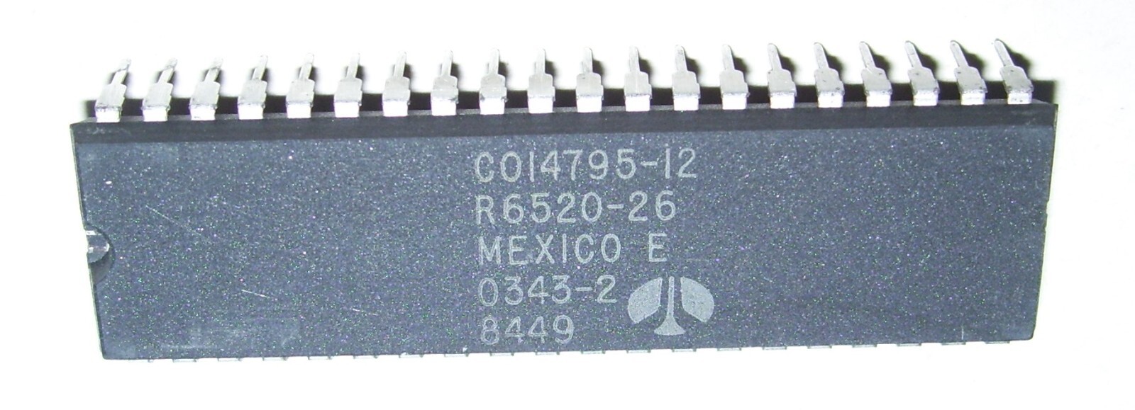 Atari Games Console Computer C014795-12 400 800 XL XE 6520 PIA CPU IC Chip
