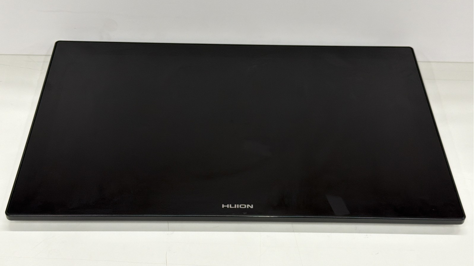Huion KAMVAS Pro 24 (4K) UHD Graphic Monitor 23.8 Inch Pen Display GT2401 Good