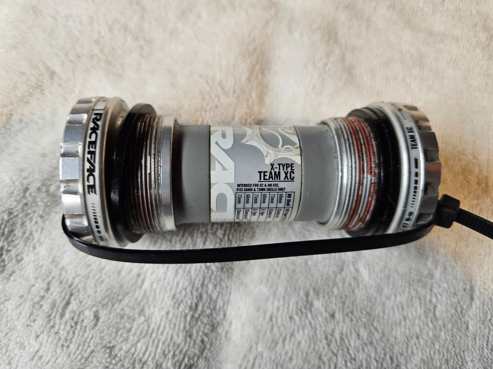 Race Face, Team XC, X-Type Bottom Bracket for 68/73mm Shells