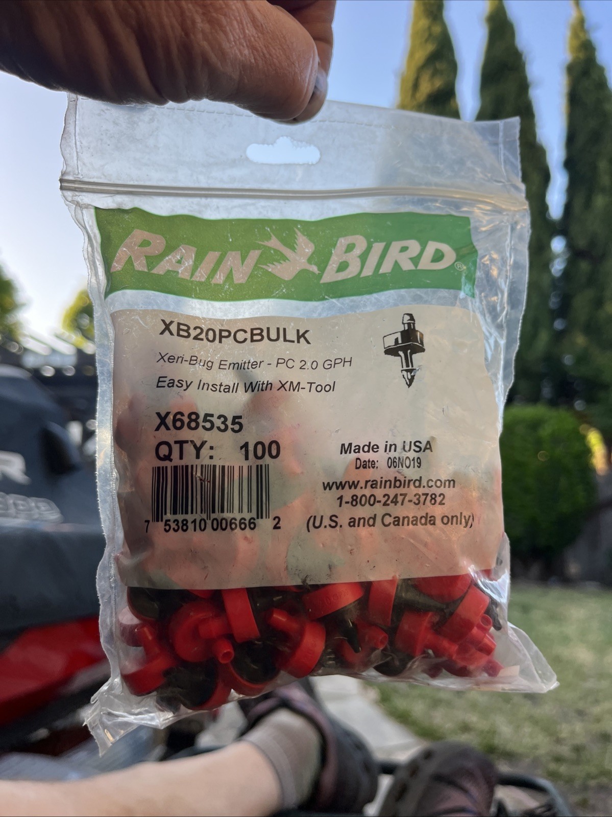 100 Pack New Rainbird - XB20PCBULK - Xeri-Bug Drip Emitter - PC 2.0 GPH NEW