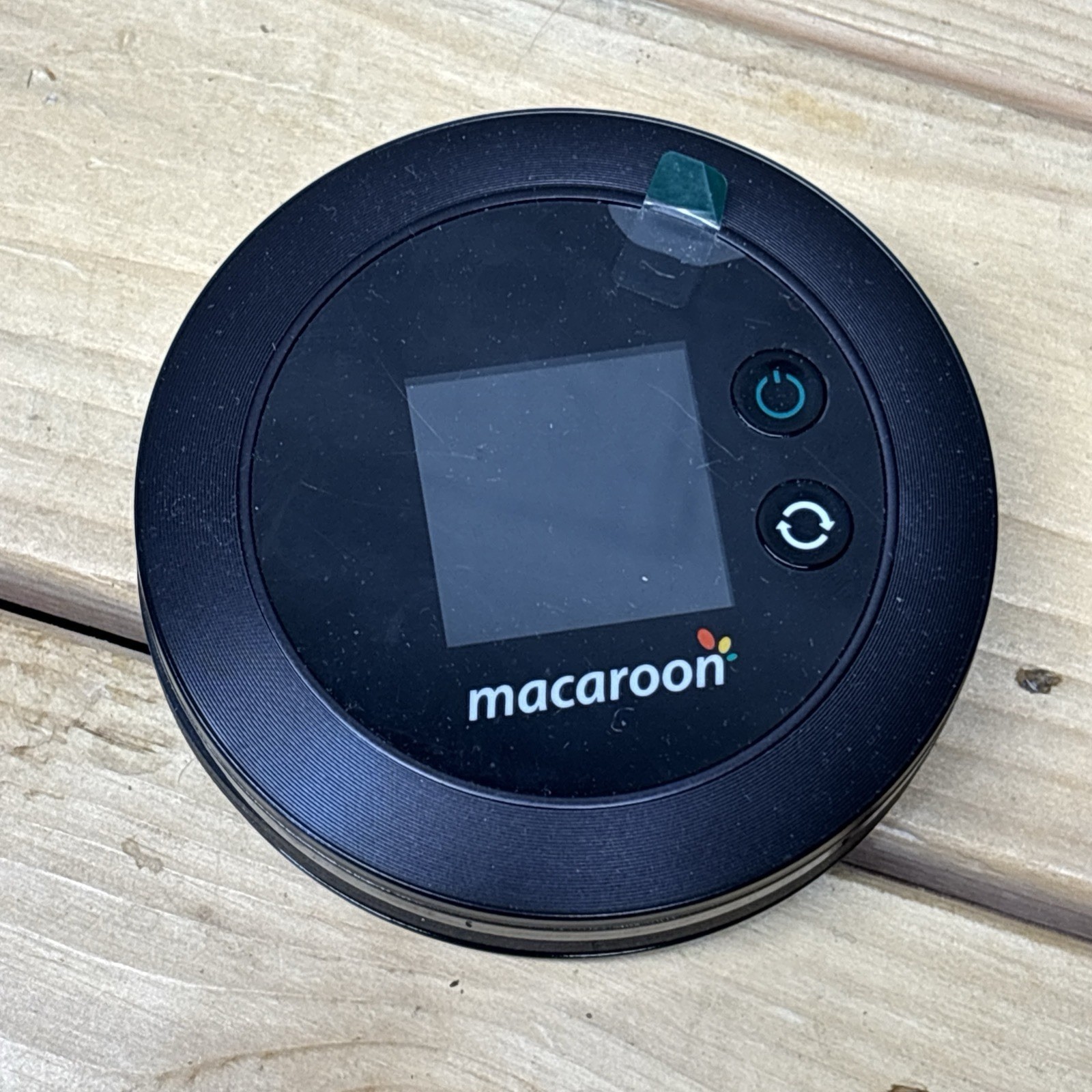 Macaroon M1 Portable 150 Mbps Rechargeable 4G LTE Mobile WiFi Hotspot Router