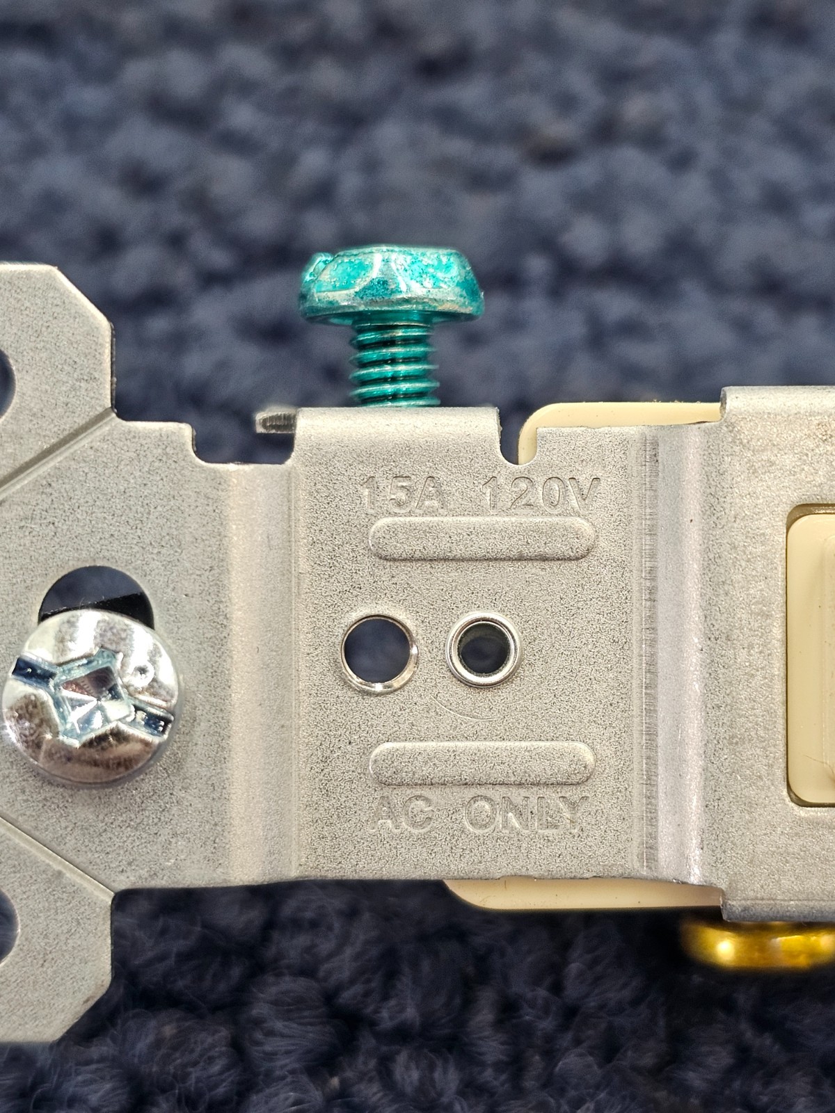 (QTY 10) Pass & Seymour 660-IG Ivory ON/OFF Framed Toggle Light Switch 15A