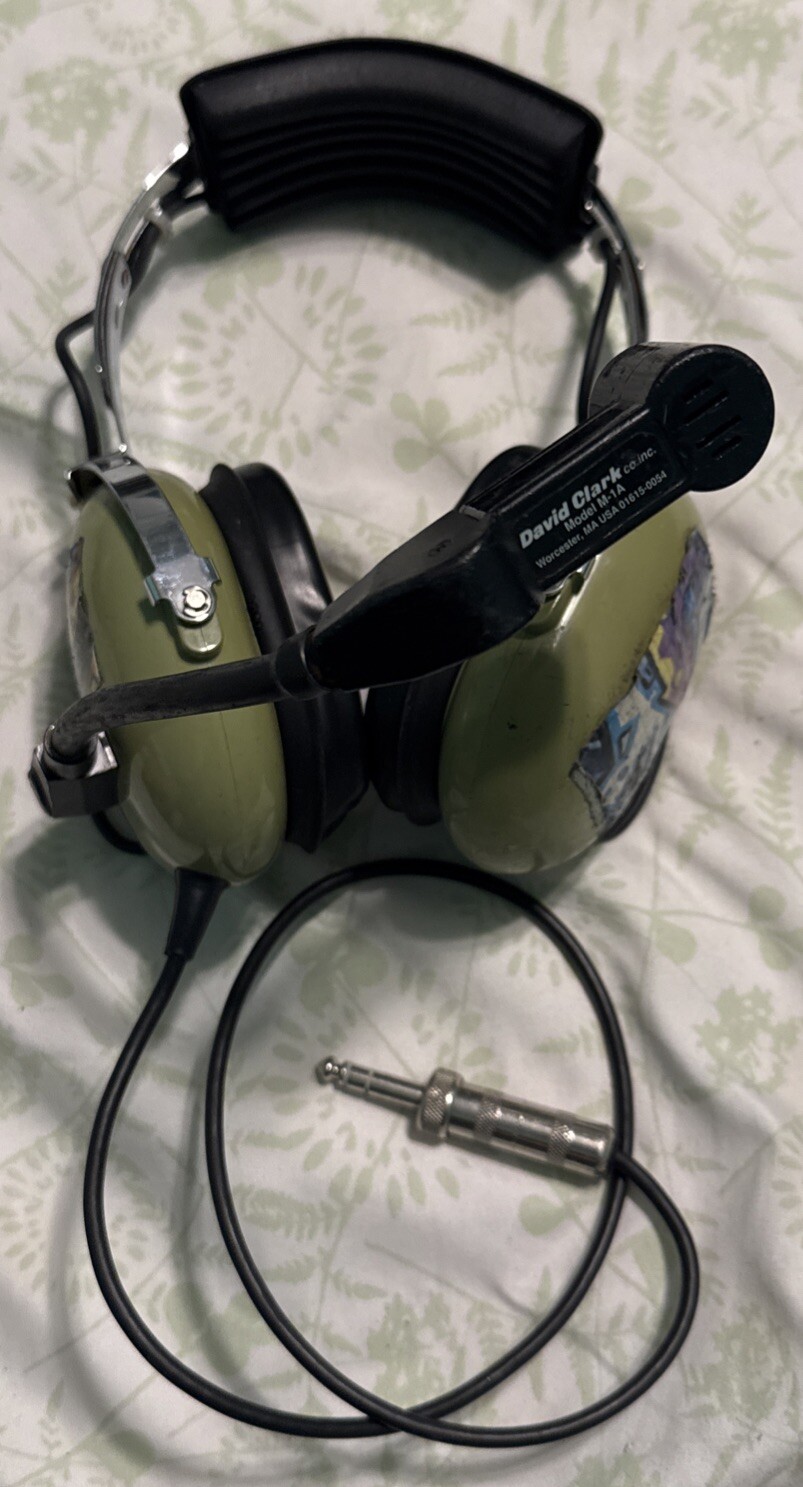 David Clark Aviation Headset W/ Boom Mic M-1A Only Tested Plz Read