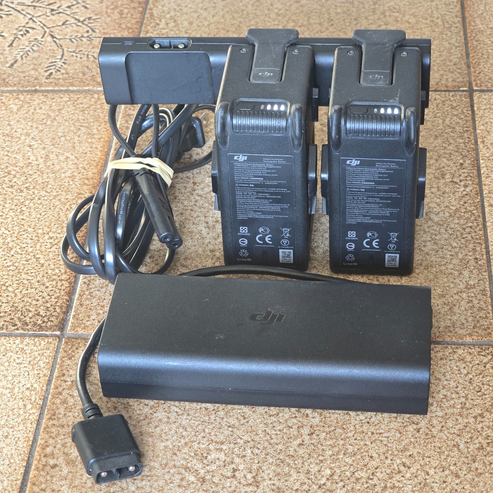 DJI FPV Fly More Kit Includes 2 Smart Batteries and Charging Hub
