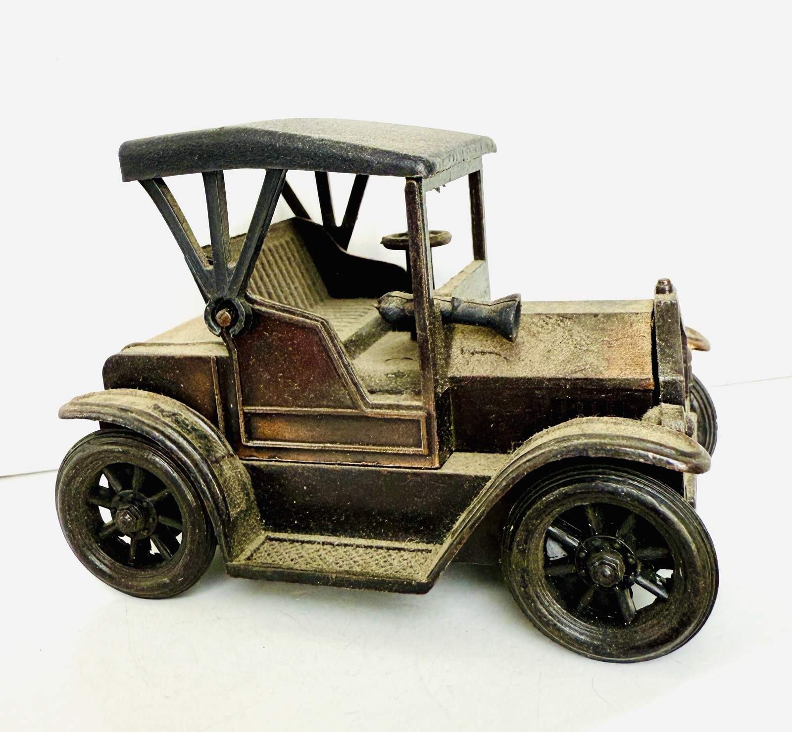 Vintage Die-Cast Bronze 1917 Antique Car Collectible Pencil Sharpener Brass Toy