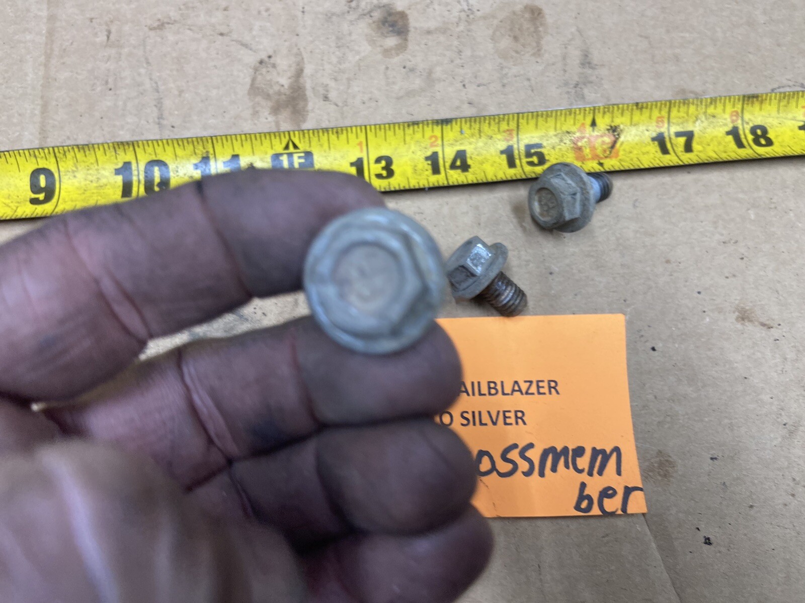 02-09 Trailblazer Transmission Cross Member Short Bolts Set Of 4