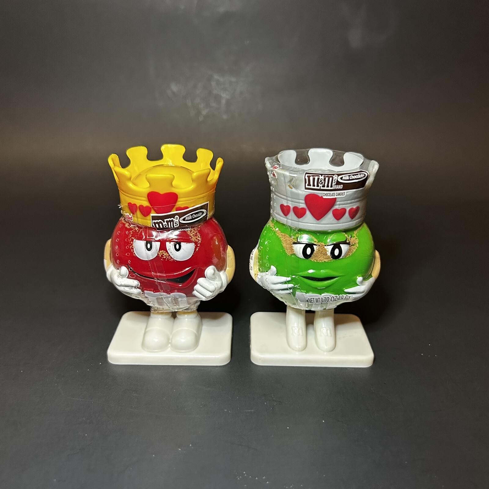 New M&M’s Mars Mini Figure King/Queen Red & Green Plastic Candy Containers 4”