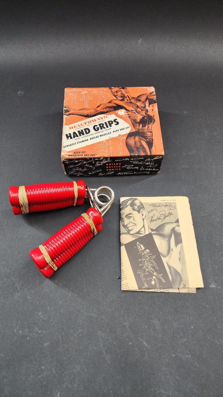 Vintage Healthways Wood Handled Hand Grip Exercise Strength Squeeze